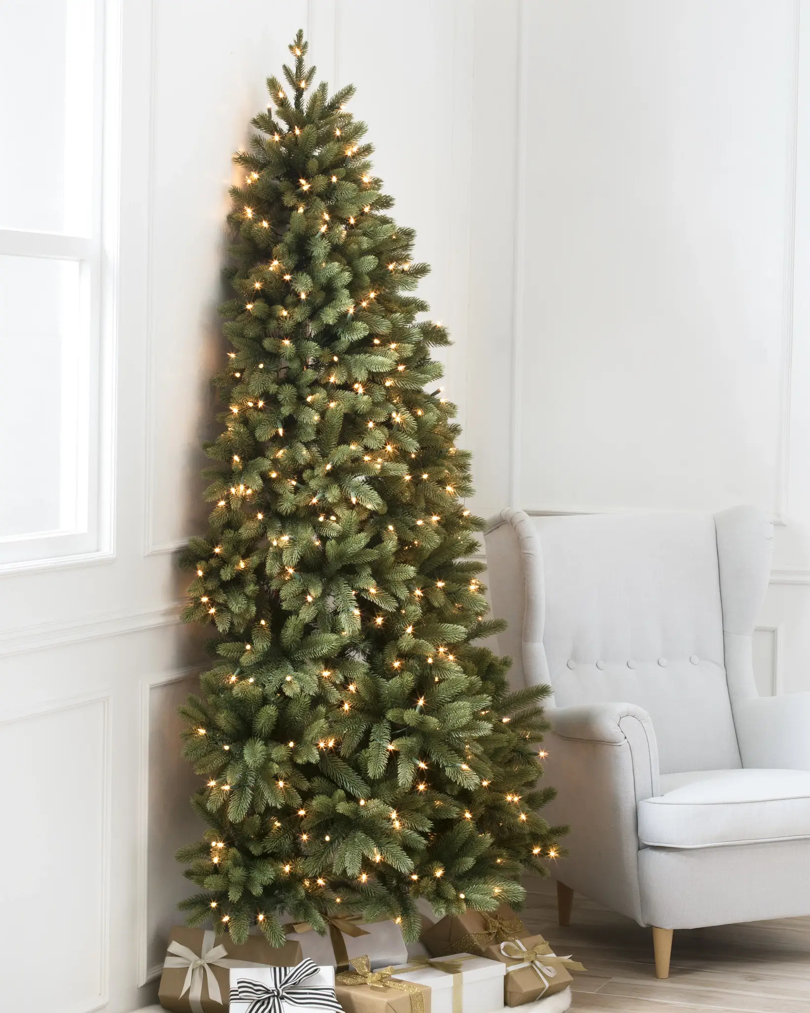 Fifth Avenue Flatback™ Artificial Christmas Tree