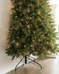 Fifth Avenue Flatback™ Artificial Christmas Tree